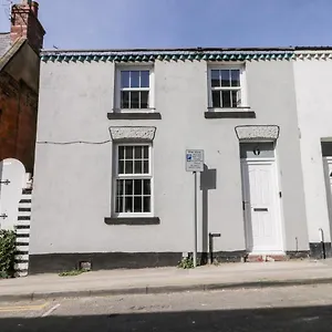 6 St Marys Walk , Scarborough United Kingdom